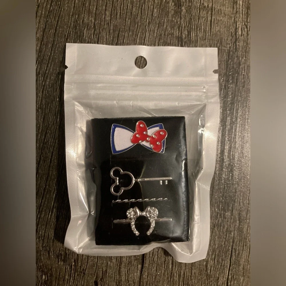 Minnie Mouse silver charms for watchbands and Magicbands - Picture 3 of 4